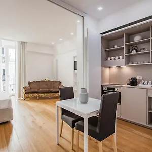 rg7-apartments-catania.taorminaitalyhotels.com/
